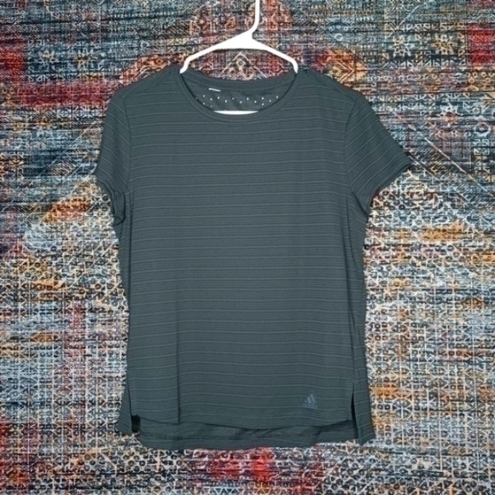 adidas womens striped gray charcoal CLIMACHILL athletic crew tee M EUC
